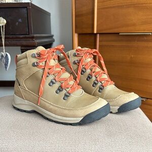 Danner Adrika hiker- worn once